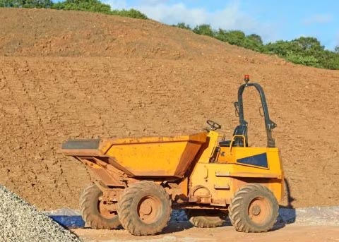 Location de pelle et benne Gironde - ATDG - Dumper